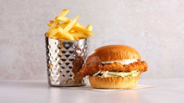 Classic Crispy Chicken Burger