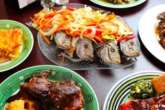 Famous jerk and bbq (399 Greenhill Avenue)