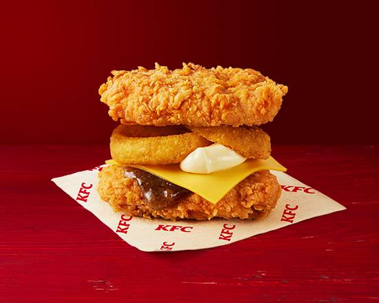 ガーリックソースの凄肉オニオンフィレバーガー Onion Fillet Double Down Burger