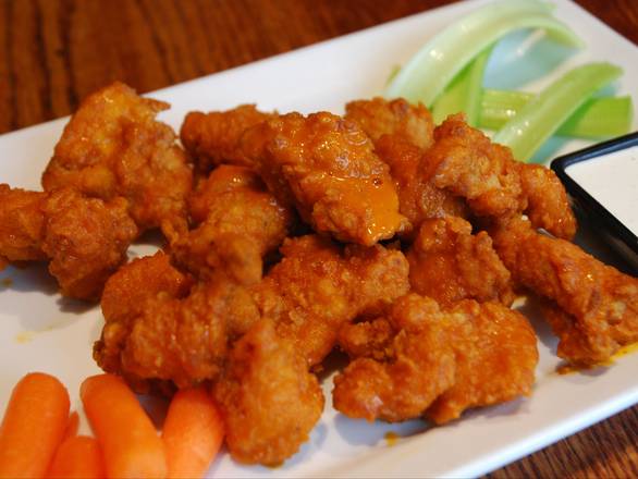 BONELESS WINGS