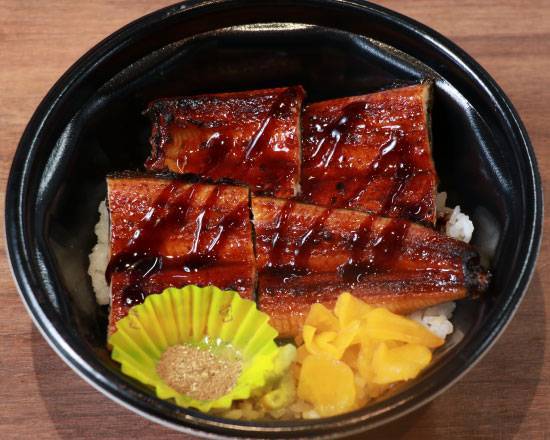 鹿児島産うな丼（上）