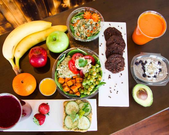 Squeeze Juice Co. (15 Channel Center)