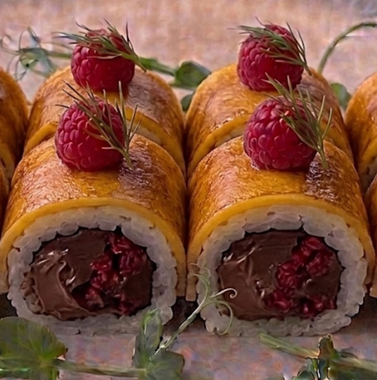 Maki Framboise & Mangue (8 pièces)
