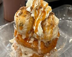 Frozen Wonders Cafe (4100 Robbins St)
