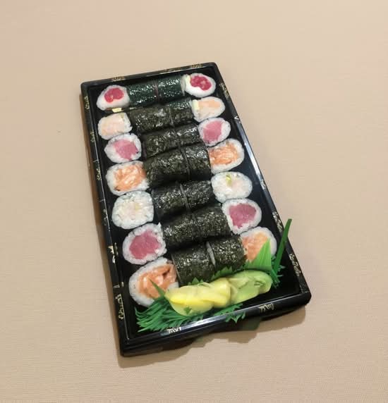 Sushi Spot photo 2