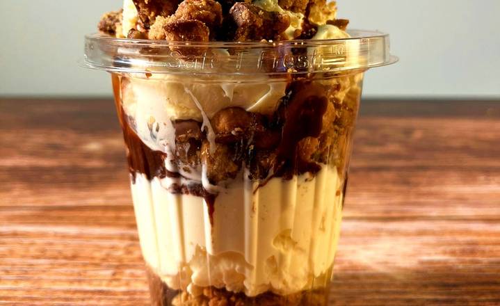 Reese's Peanut butter cup Cookie Ice Cream Parfait