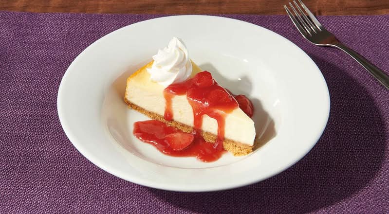 NEW YORK STYLE CHEESECAKE