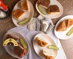 Planet Sub (921 E. Lincoln Ln.)