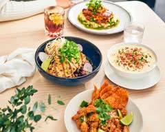 Moxies Restaurant (1111 20th street NW)