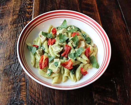 Regular Pesto Pollo Penne
