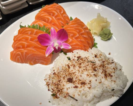 Fuji East Japanese Bistro photo 2