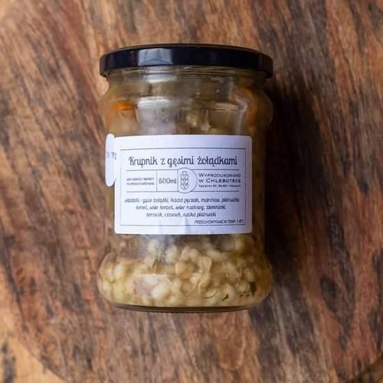 Krupnik z gęsimi żołądkami