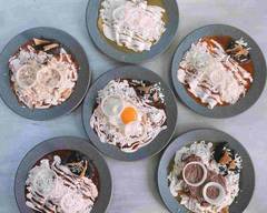 Desayunos Mexican Chilaquiles y Enchiladas Pedregal