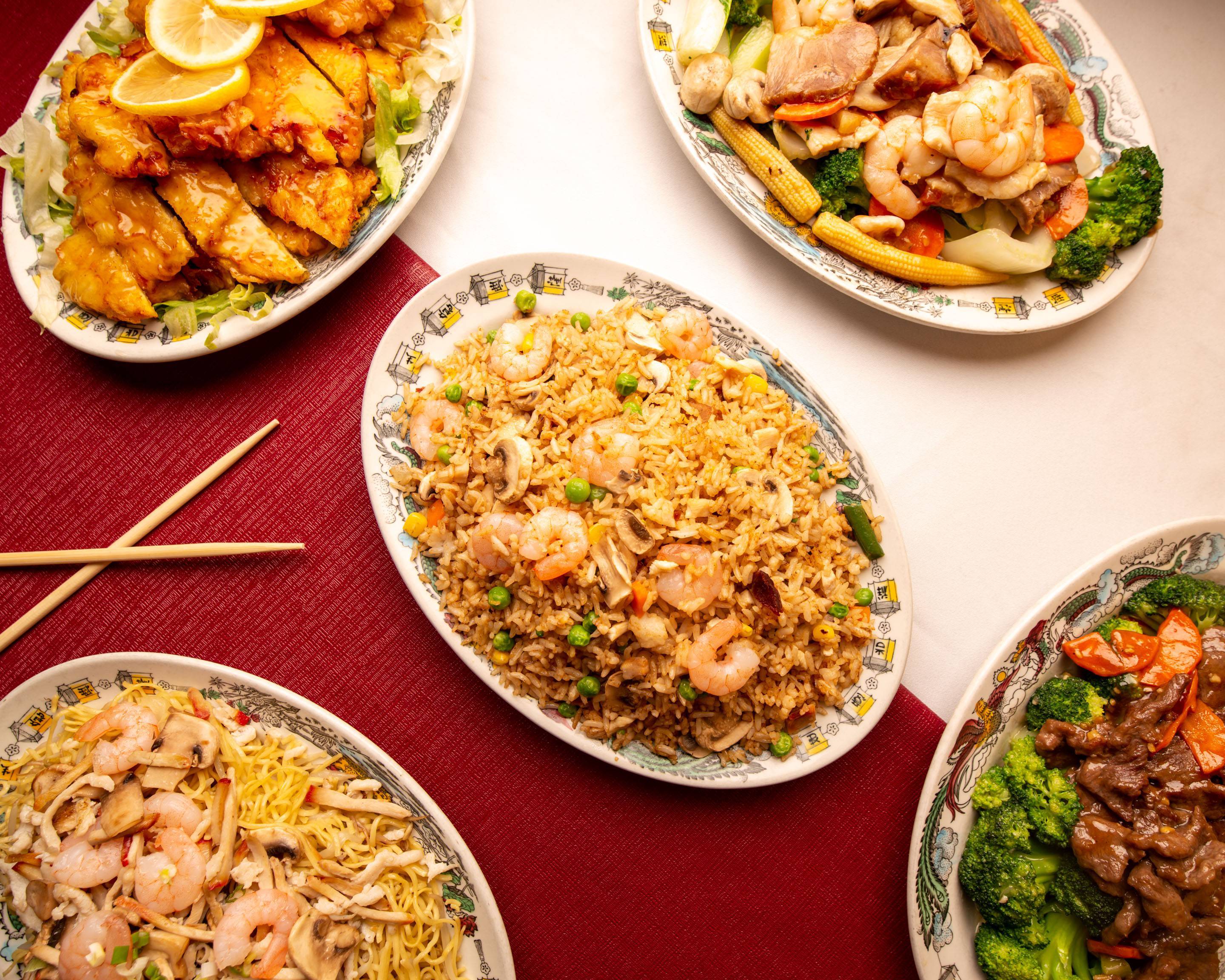 Order Golden Lion Restaurant Delivery【Menu & Prices】| Surrey | Uber Eats