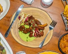 alaMar Dominican Kitchen