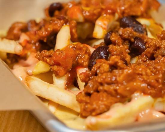 Queso Chili Fries