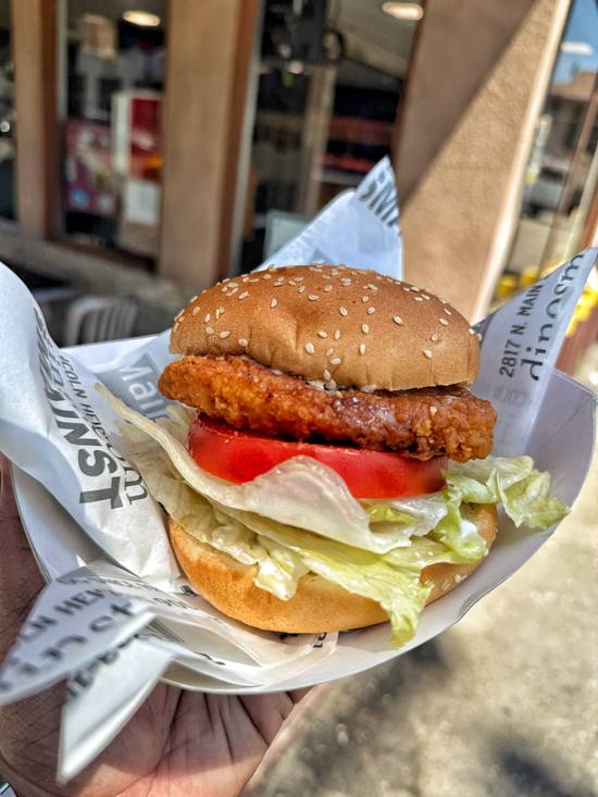 Crispy Chicken Sandwich Family Meal