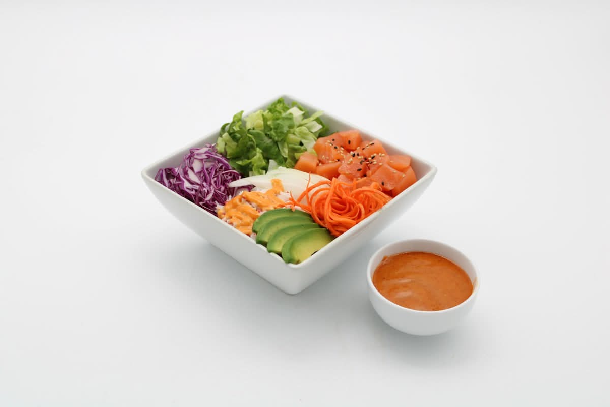Flyin’ Hawaiian Salmon Poke (Spicy Poke Sauce)