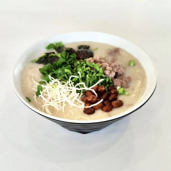 C19 Minced Beef with Preserved Eggs Congee 皮蛋碎牛肉粥