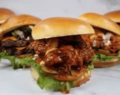 Burger Junction (Central Pkwy)