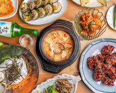 韓国家庭料理 アイリス Korean Family Restaurant IRIS