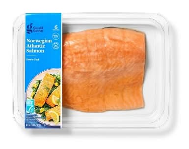 Skin-On Atlantic Salmon Family Pack - 30oz/6pk - Good & Gather™
