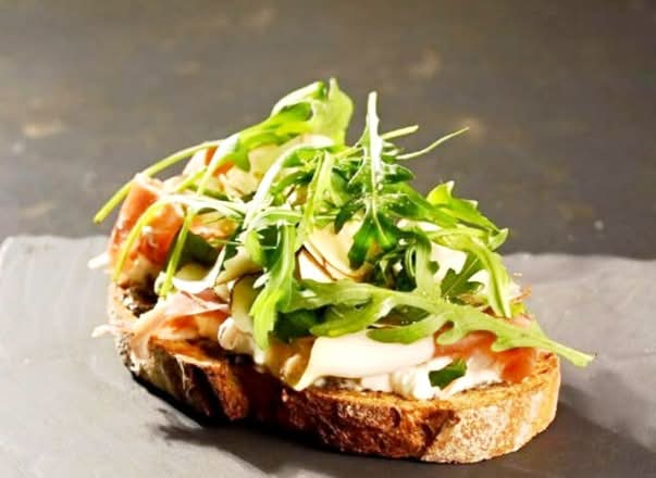 Bruschetta DE II Milano