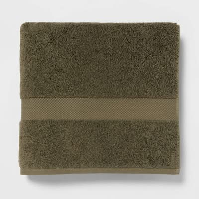 Threshold Heavyweight Cotton Fade-Resistant Oeko-Tex Certified Performance Plus Bath Towel, Dark Green