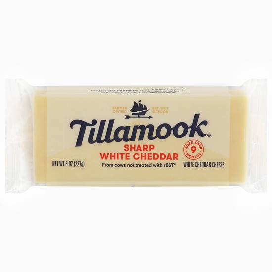 Tillamook Sharp White Cheddar Cheese (8 oz)