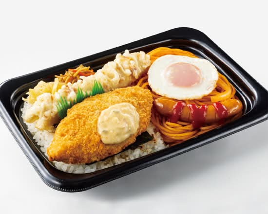 BIGﾉﾘﾀﾙ弁当ﾅﾎﾟﾘﾀﾝ(醤油)