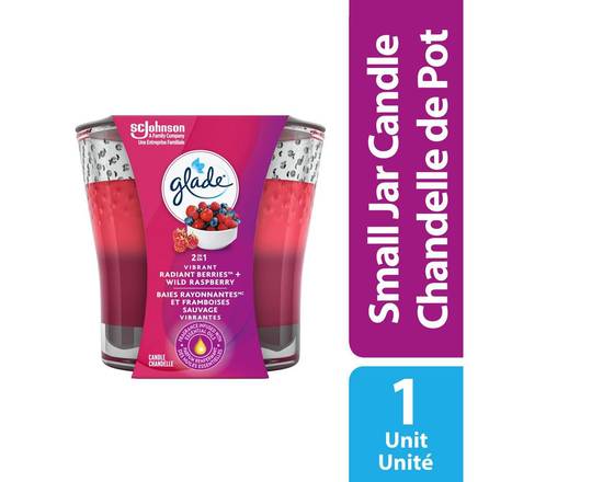 Glade · Chandelle Baies rayonnantes et framboises sauvages vibrantes 2 en 1 (1 unité) - 2 in 1 vibrant radiant berry & wild raspberry candle (1 unit)