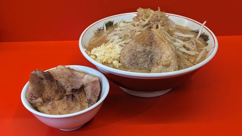 二郎系らーめん】BUTAKIN 大阪上本町店の出前・宅配