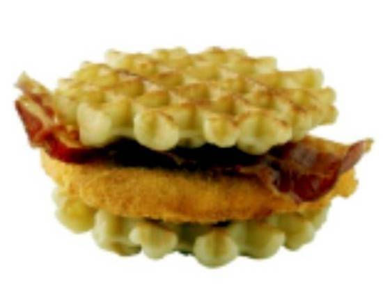CHICKEN AND WAFFLES SLIDER CAL 390