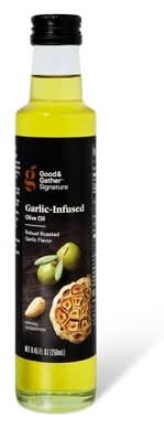 Good & Gather Signature Garlic Infused Olive Oil, Robust Roasted Garlic (8.45 fl oz)