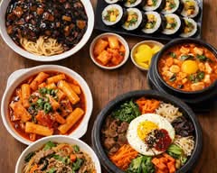 Lim's Kitchen  - Astoria