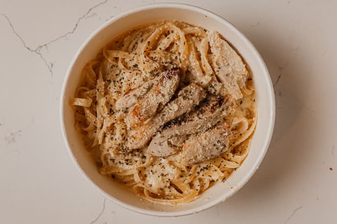 Fettuccine Alfredo