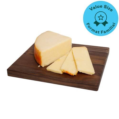 Ilchester Applewood Cheese Smoked Cheddar Value Size