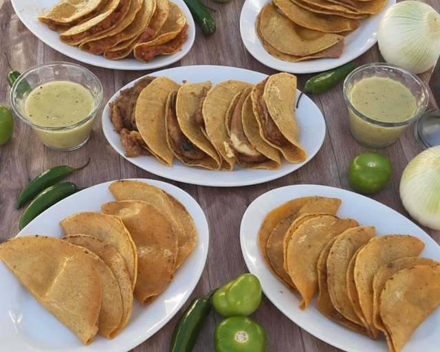 Los originales tacos a vapor Chopeaditos sucursal revolución Menu