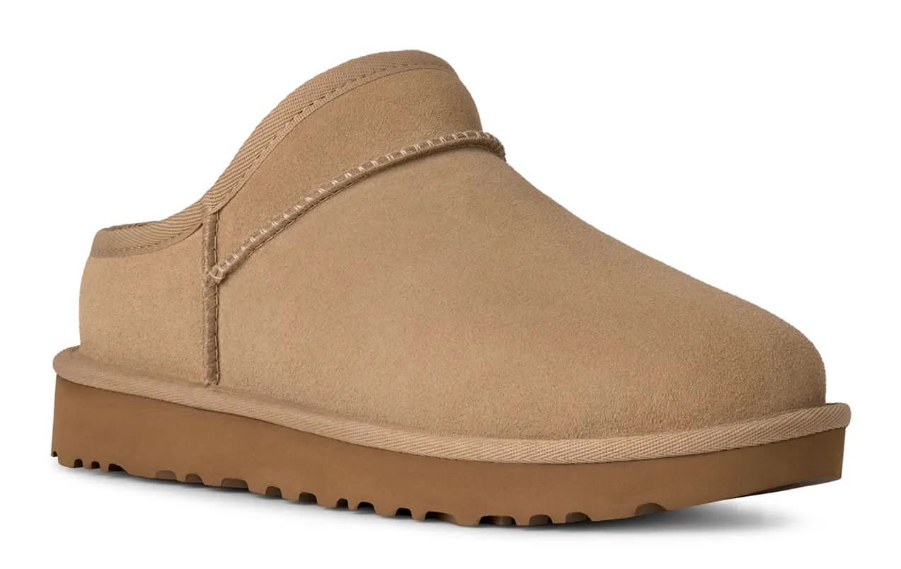 Ugg Classic Slipper - Women's (Sand Beige Medium - 8)