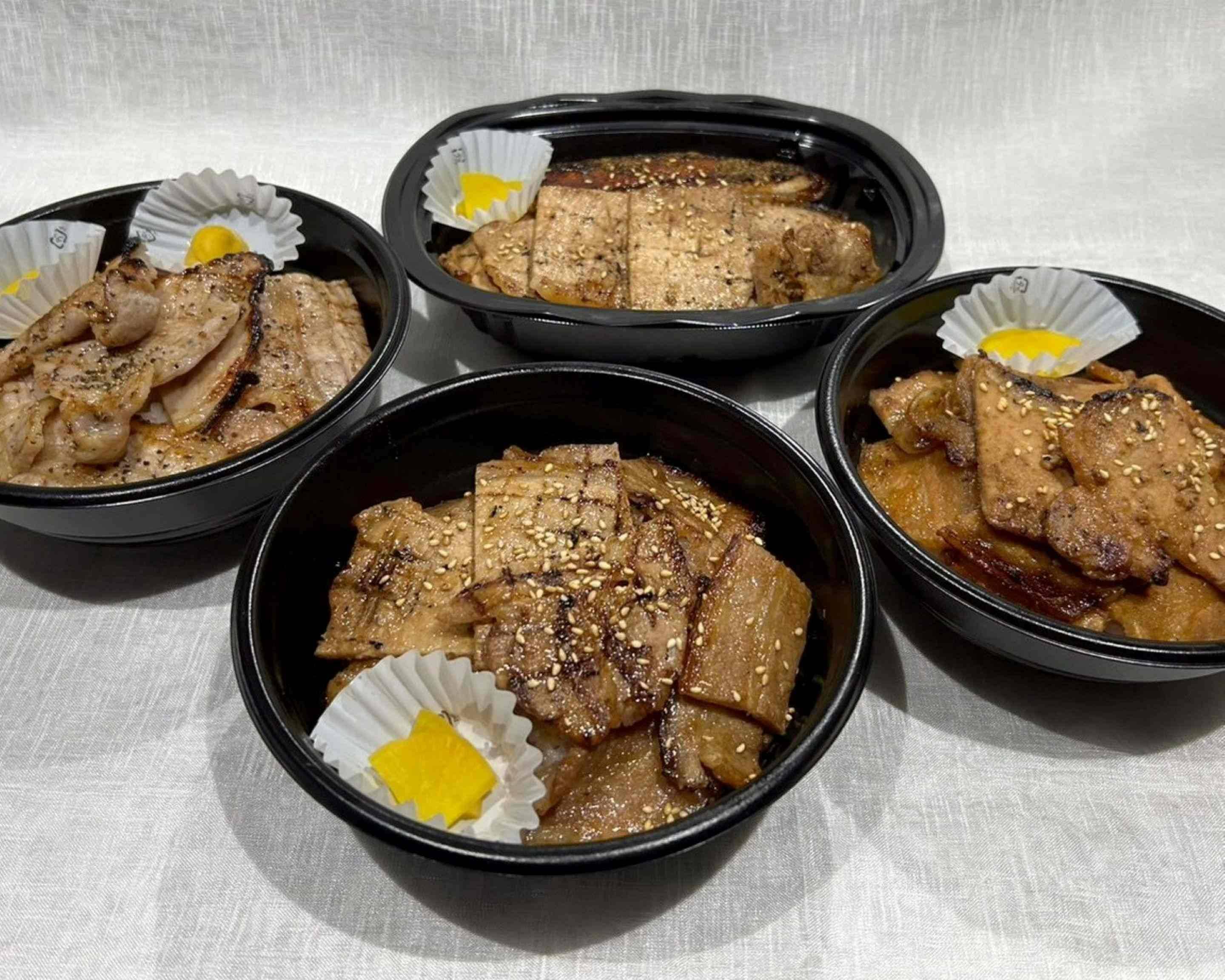 横浜発祥 元祖豚丼 まさえい Yokohama Mustard Ganso Butadon Masaiの