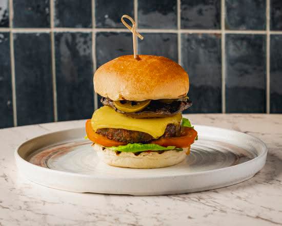 SPINACH & FALAFEL BURGER (VE)
