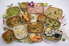 House of Siam (850 W Superior St)