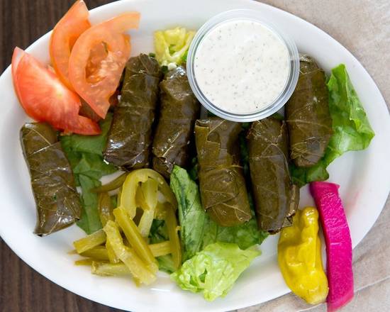 Stuffed Grape Leaves (6 Pieces)