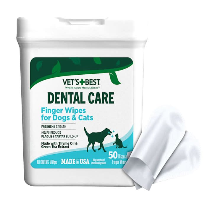 Vet's Best Dental Care Finger Wipes, Reduces Plaque & Freshens Breath, Teeth Cleaning Finger Wipes for Dogs & Cats, Count of 50