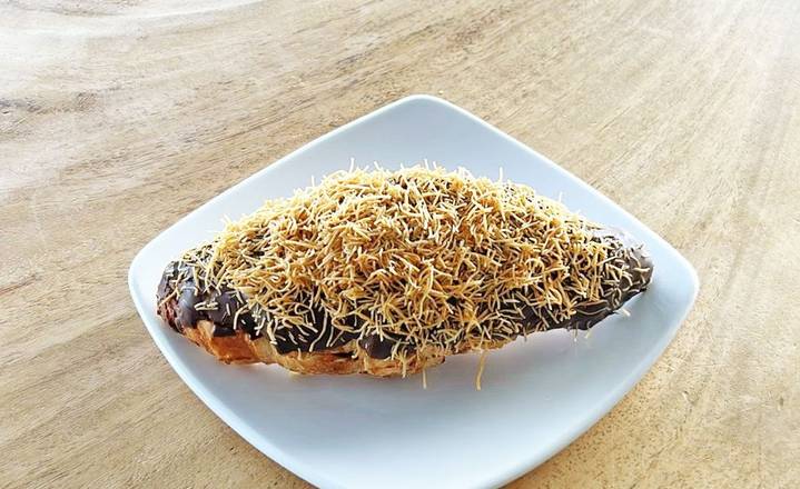 Chocolate Kataifi Croissant