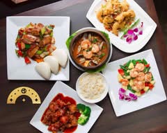 Reren Lamen & Bar (817 7th St NW)