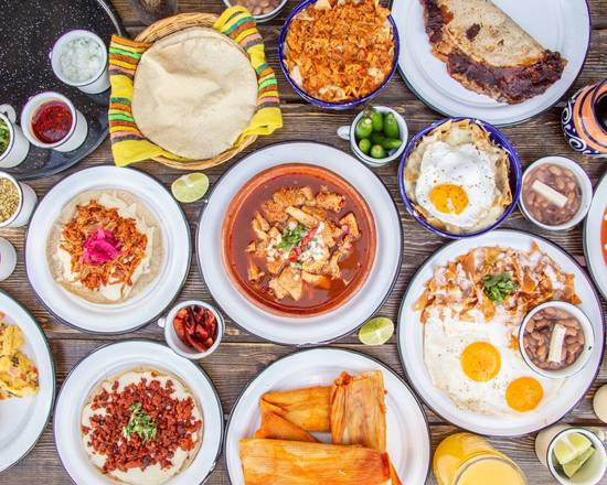 MENUDERIA Y DESAYUNOS LUPITA