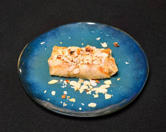 Pastilla au poulet et amandes