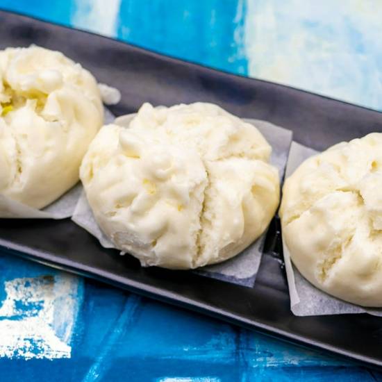 Steam Ginger Chicken Bun 薑汁雞包