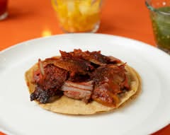 La Cerca Tacos al Carbón
